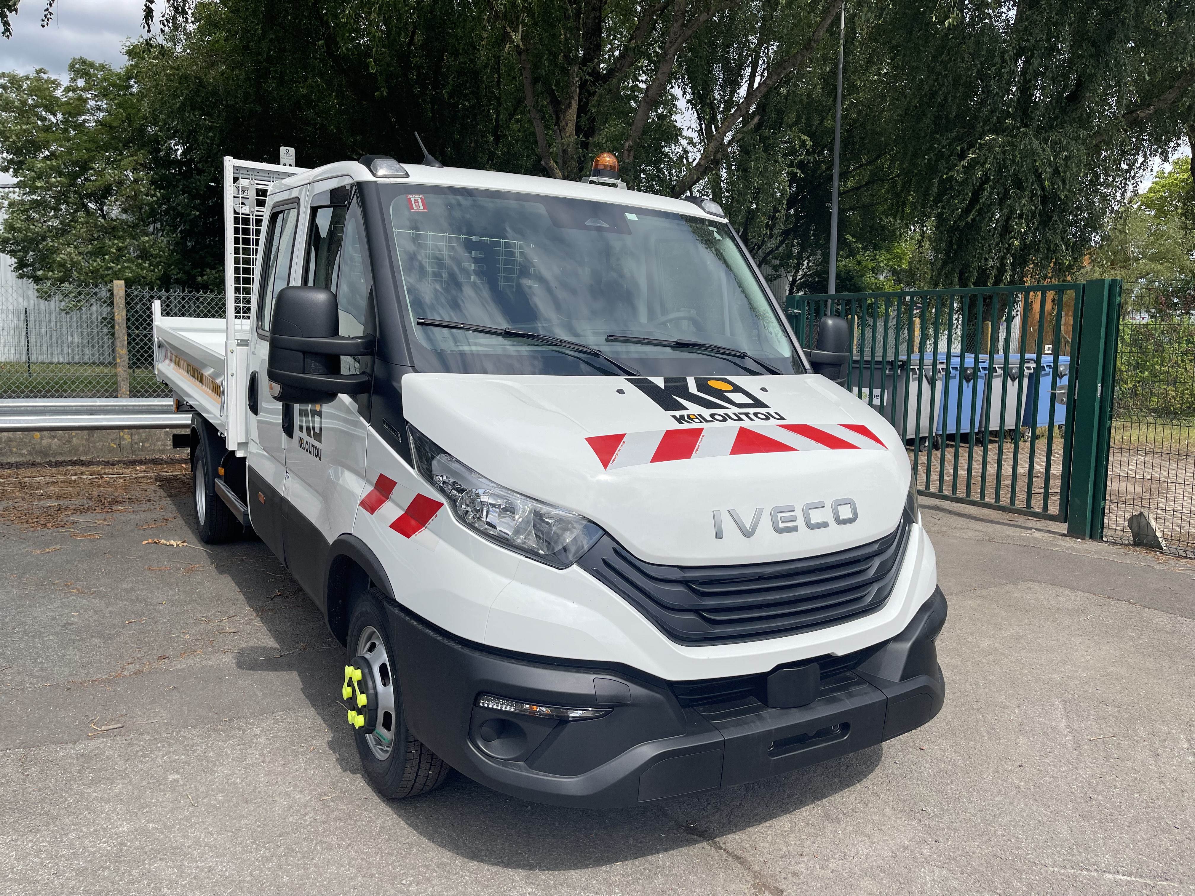 IVECO Kiloutou location longue durée Caprental 78 Yvelines
