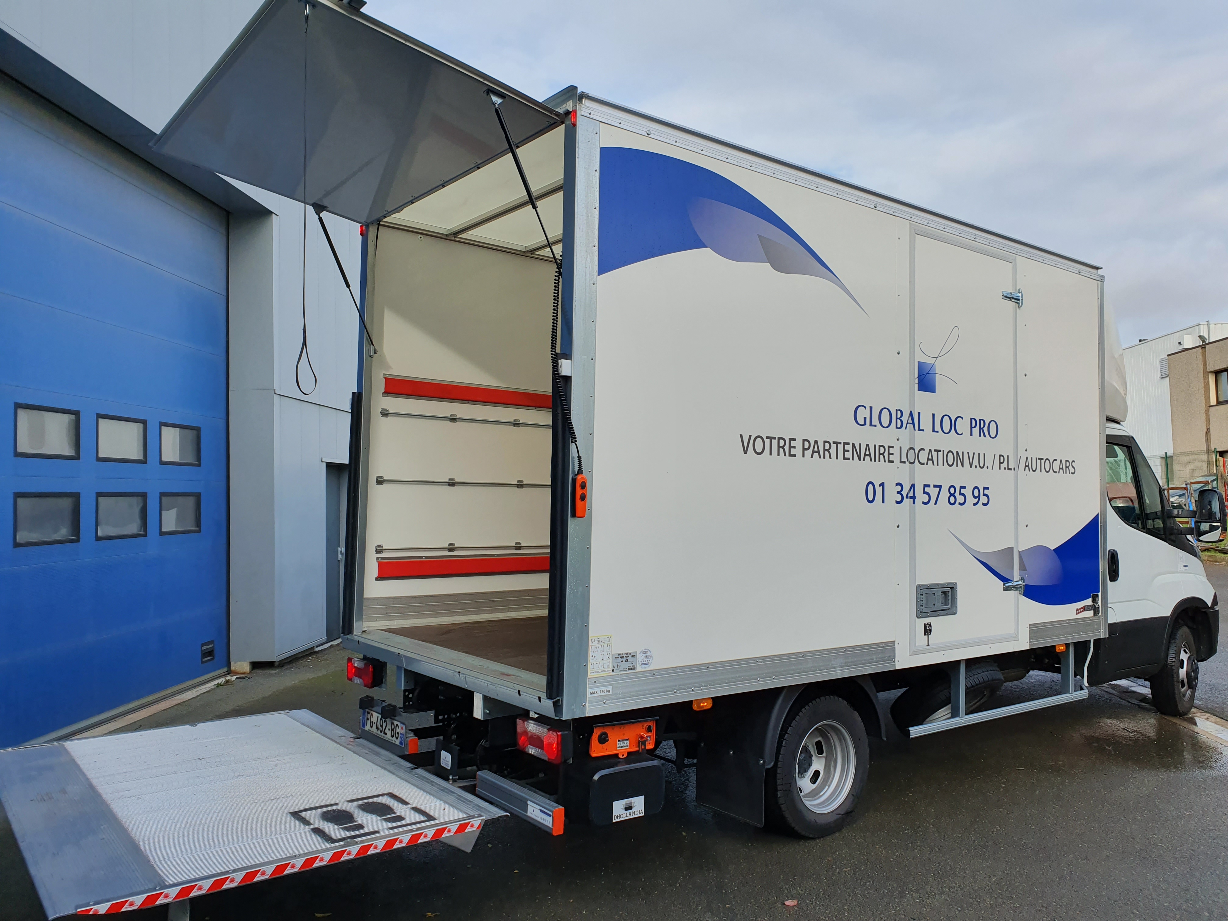 Daily 20m3 Hayon disponible à la location 78 Yvelines