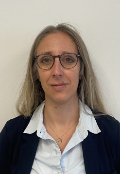 Cécile MIRET IVECO utilitaires poids lourds camion yvelines