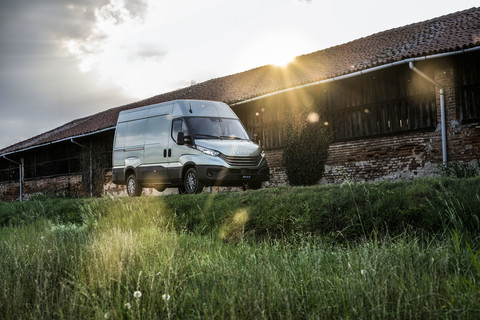 Daily fourgon disponible à la location dans le 78 Yvelines